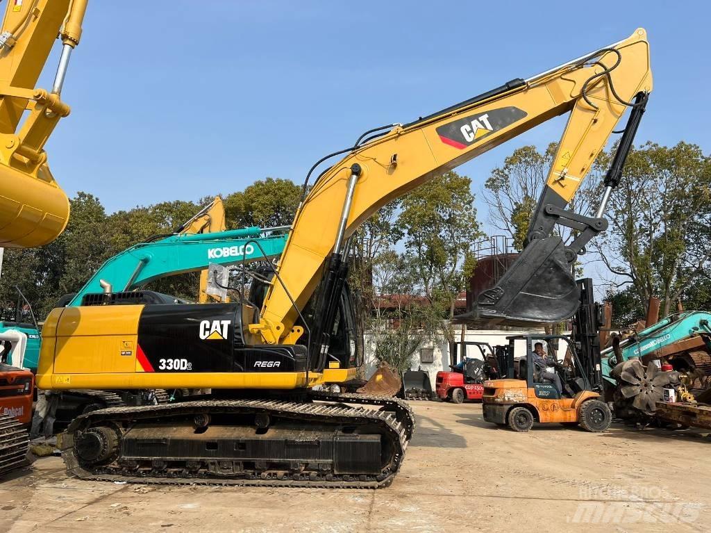 CAT 330 D L حفارات زحافة