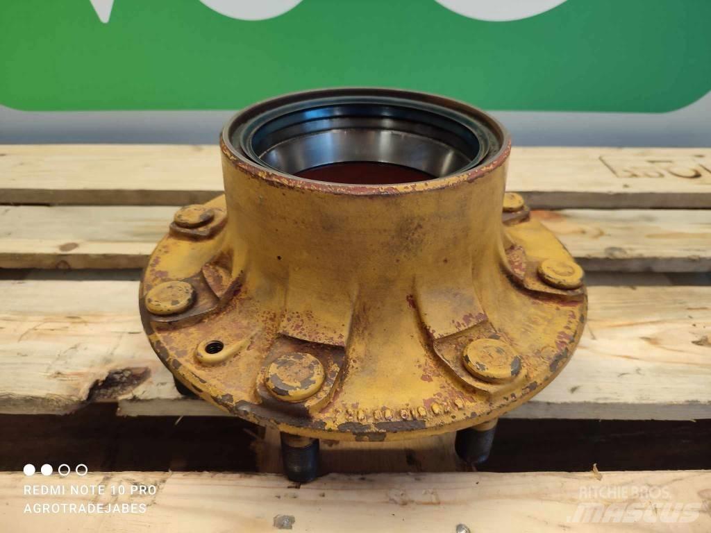 CAT TH62 wheel hub الإطارات والعجلات والحافات