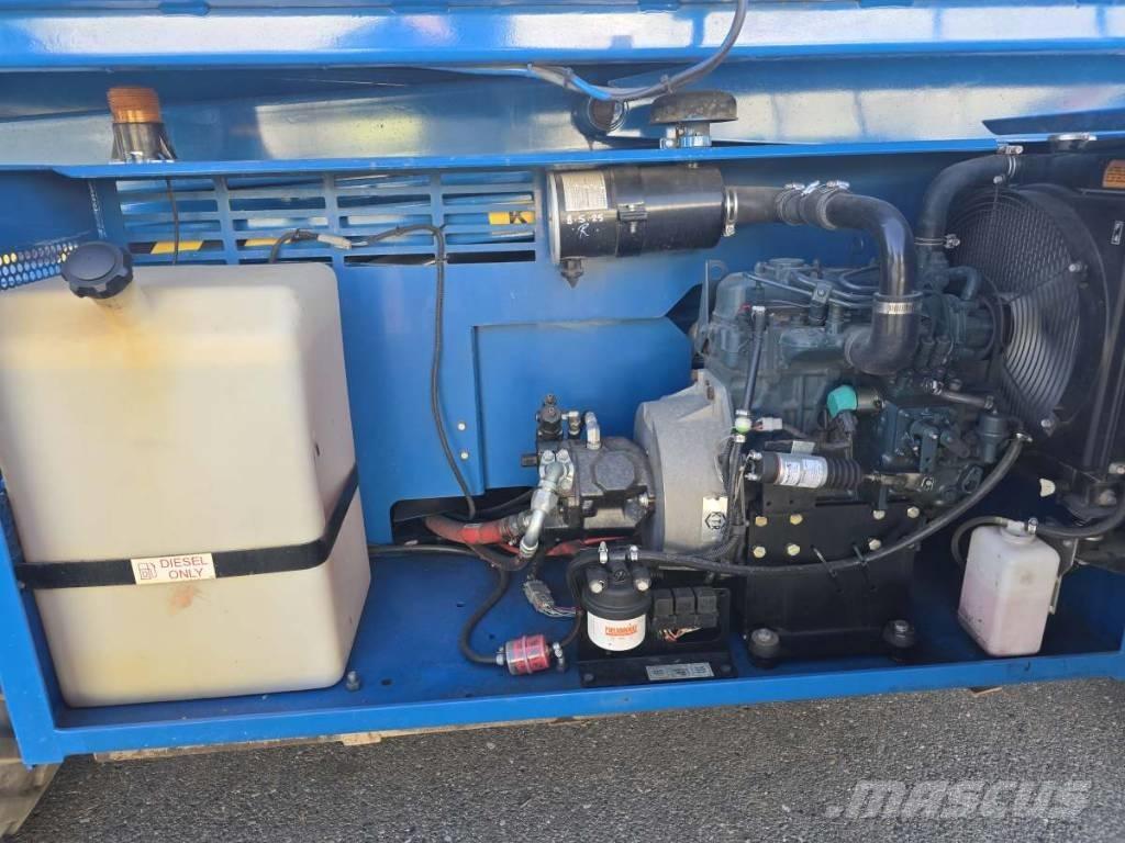 MEC 4069 RT رافعات مقصية الشكل