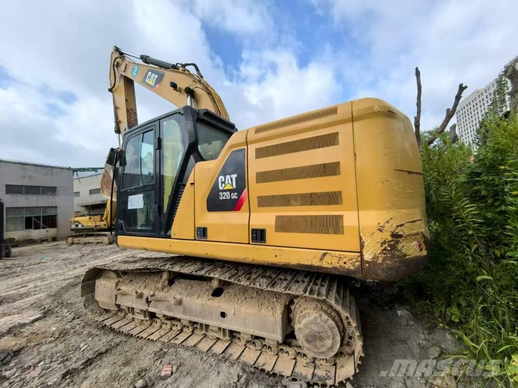 CAT 320 GC حفارات وسط 7 طن - 12 طن