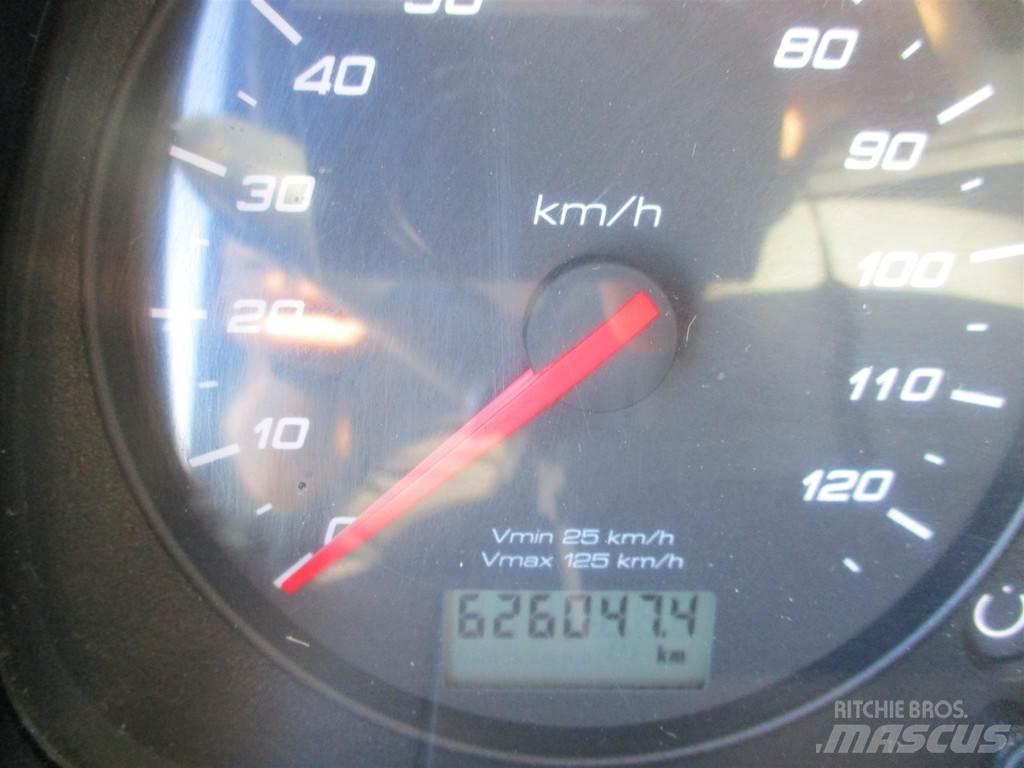 Iveco S-WAY شاحنات أشجار