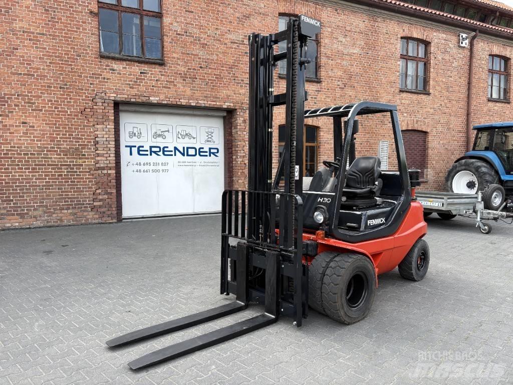 Linde H 30 D شاحنات الديزل
