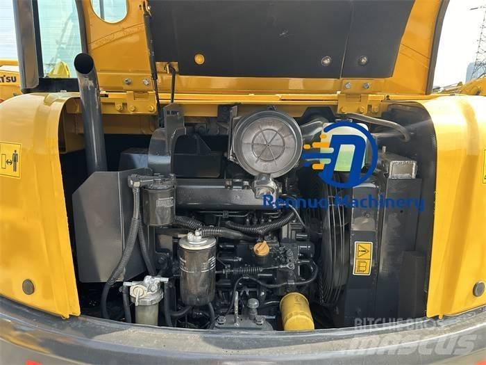 Komatsu PC 56 حفارات صغيرة أقل من 7 طن (حفارات صغيرة)