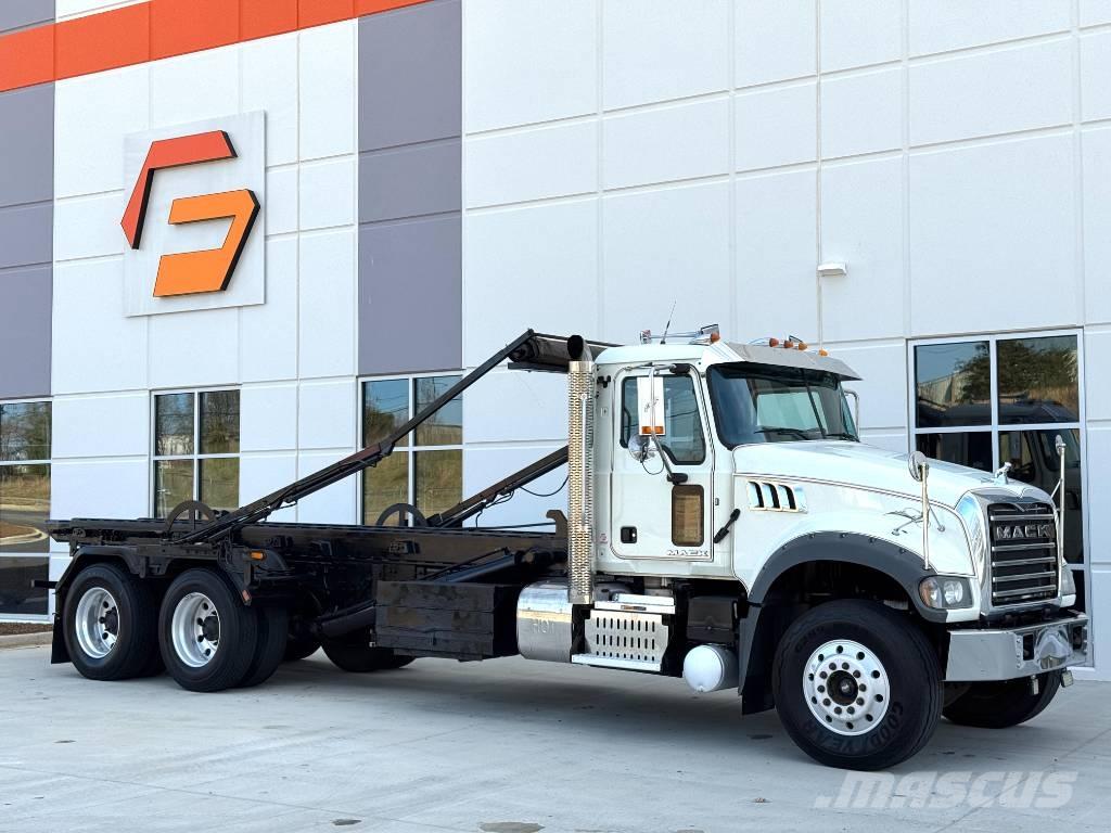 Mack GU713 شاحنات قابلة للفك