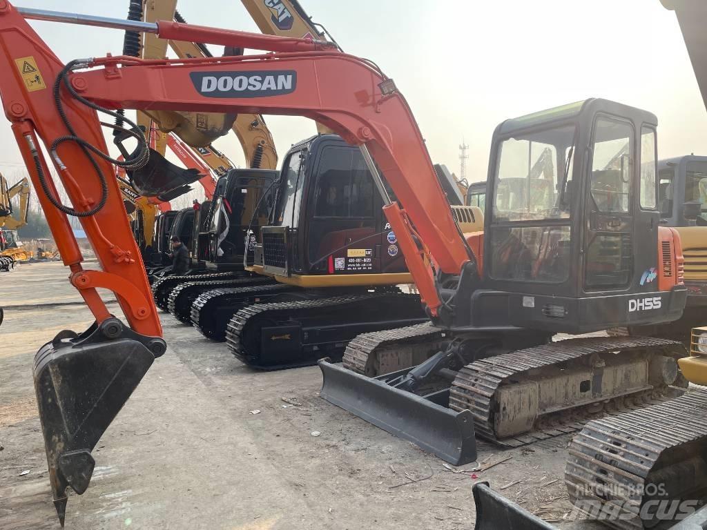 Doosan DH 55 حفارات صغيرة أقل من 7 طن (حفارات صغيرة)