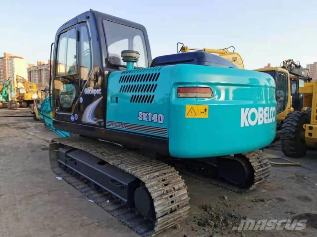 Kobelco SK 140 حفارات زحافة