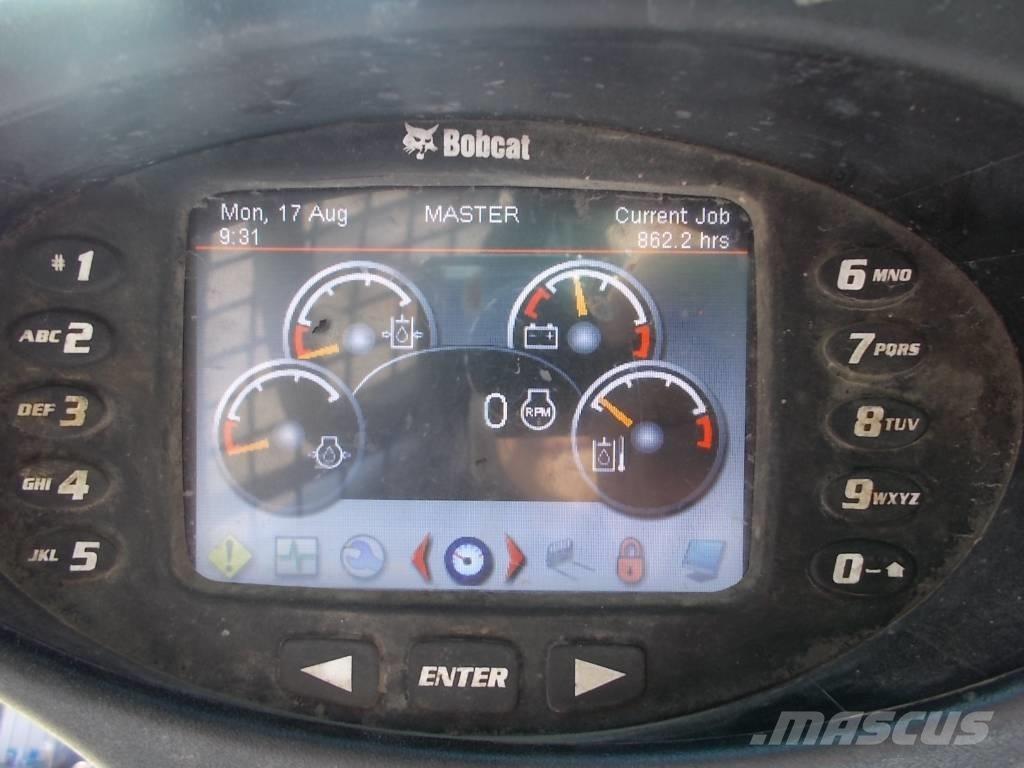 Bobcat T450 لوادر انزلاقية التوجيه