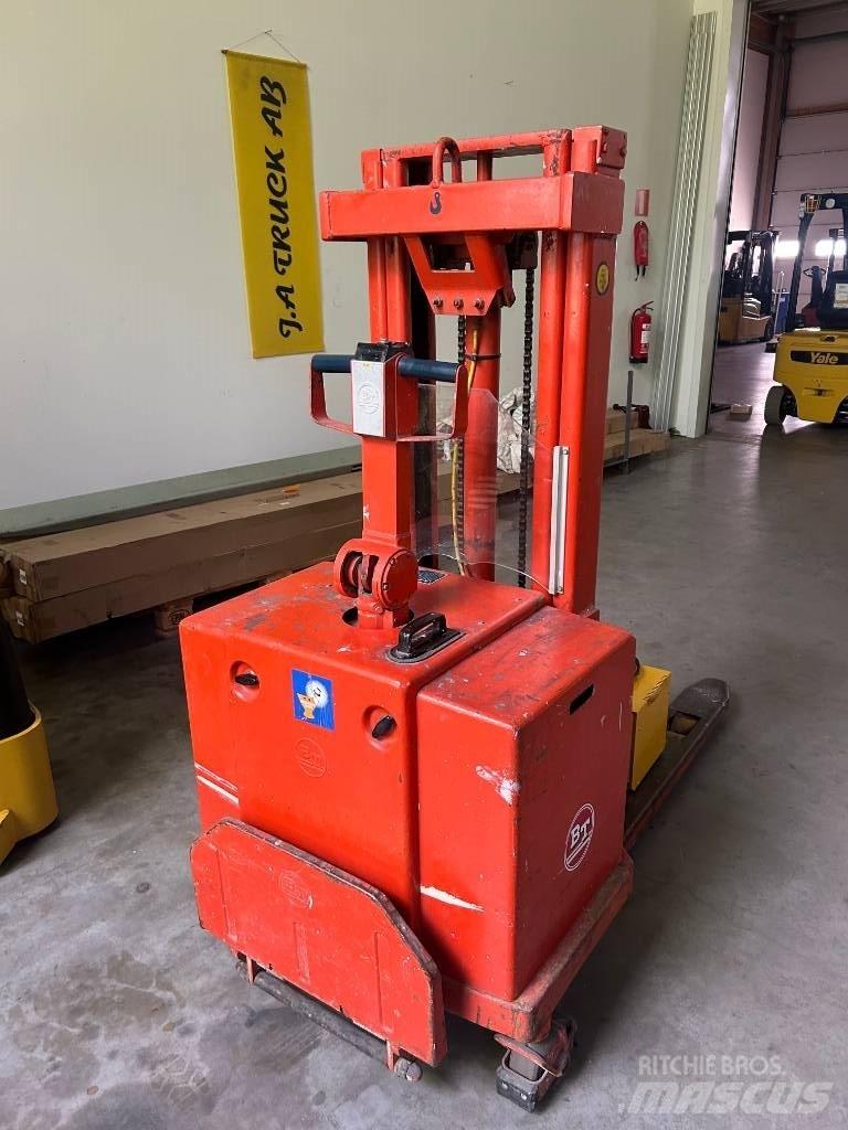 BT LSV1000/7 معدات التكديس الجوالة