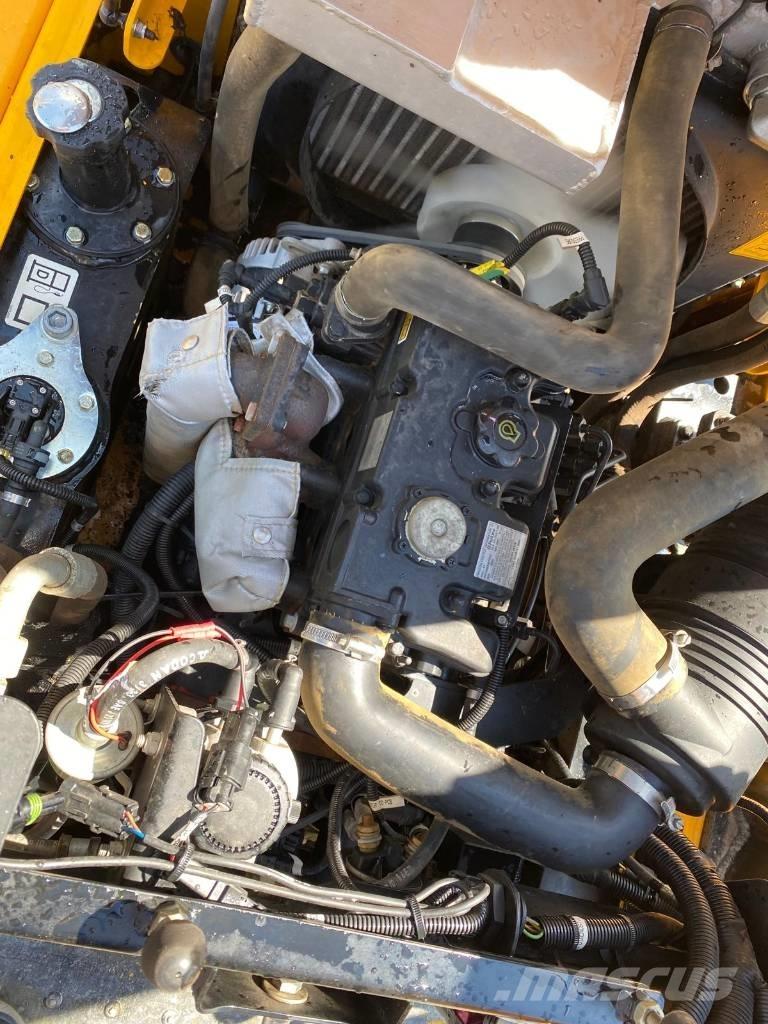 JCB 3 T-2 عربات نقل قلابة للمواقع