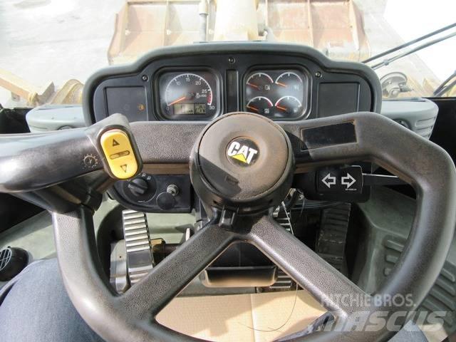 CAT 966 G II لوادر بعجل