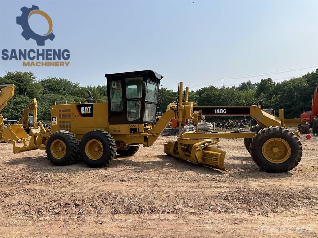 CAT 140 G معدات تمهيد الطرق