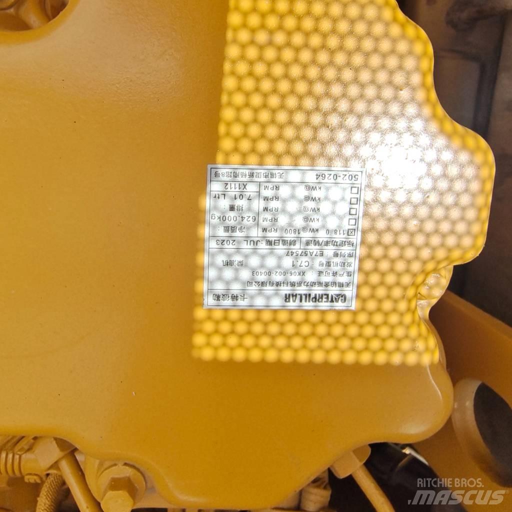 CAT 320 GC حفارات زحافة
