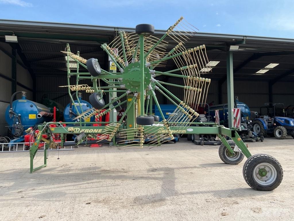 Krone Swadro 800/26 مكابس وميبسات التبن