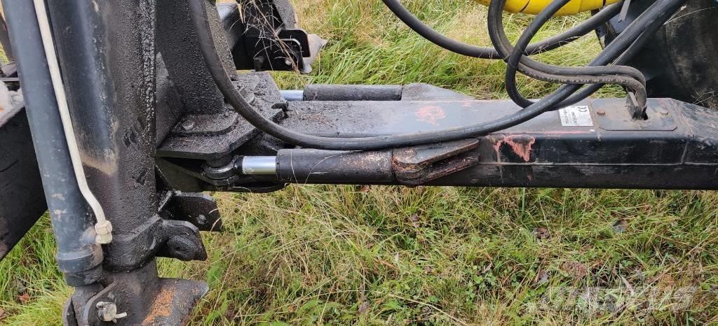 Patruuna 860 رافعات ولوادر