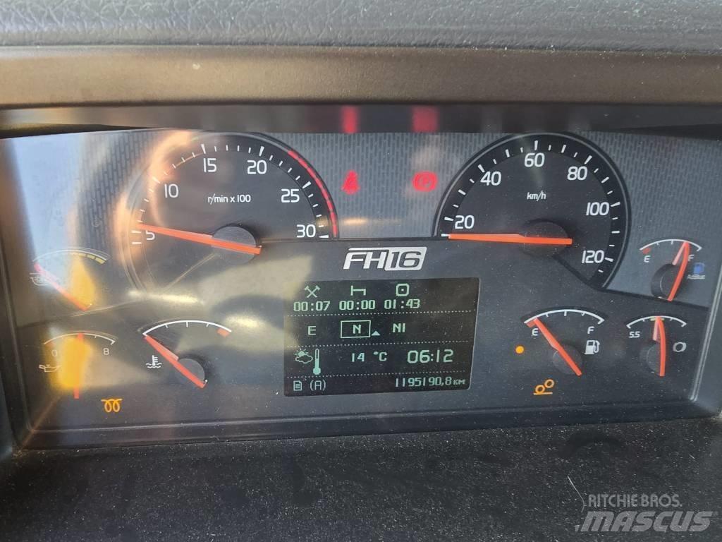 Volvo FH 16 700 شاحنات بمقصورة وهيكل
