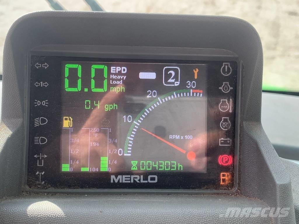 Merlo TF 42.7 CS-140 معدات مناولة لأغراض الزراعة