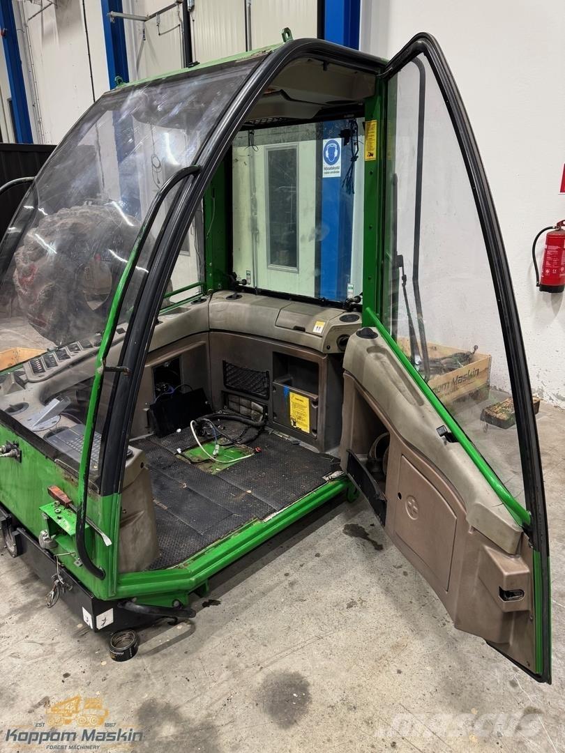 John Deere 1470D كابينة والداخلية