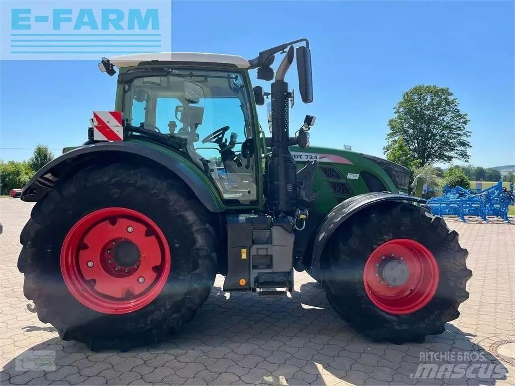 Fendt 724 vario s4 الجرارات