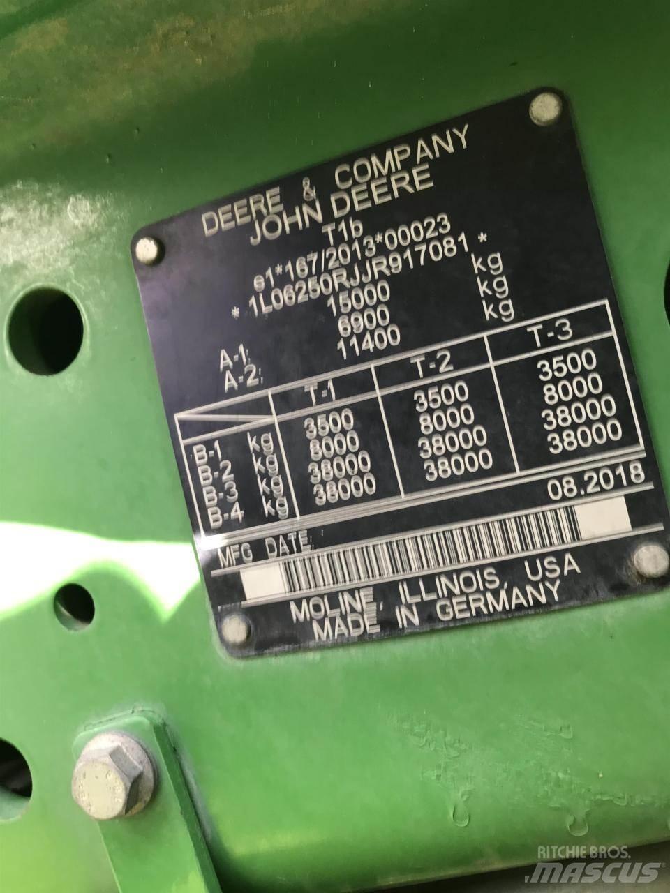 John Deere 6250R الجرارات