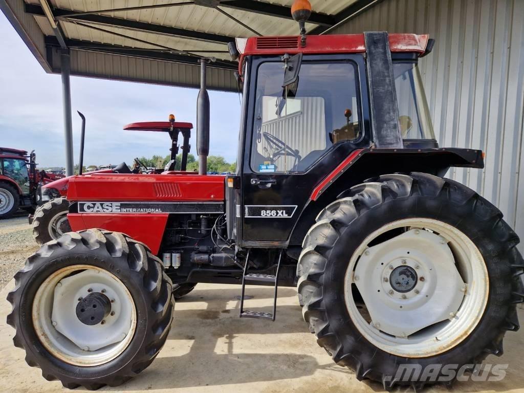 Case IH 856 XL الجرارات