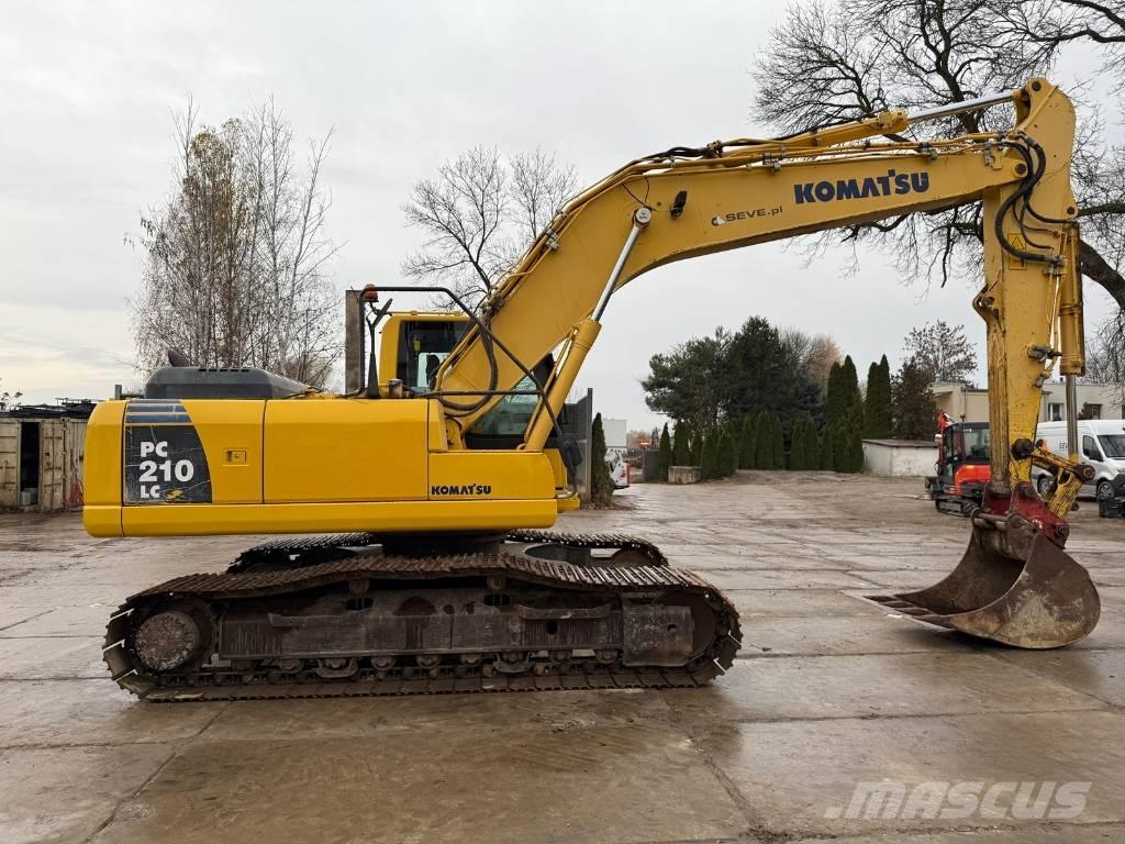 Komatsu PC 210 LC-8 حفارات زحافة