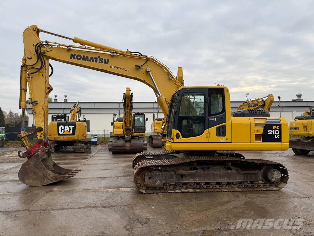 Komatsu PC 210 LC-8 حفارات زحافة