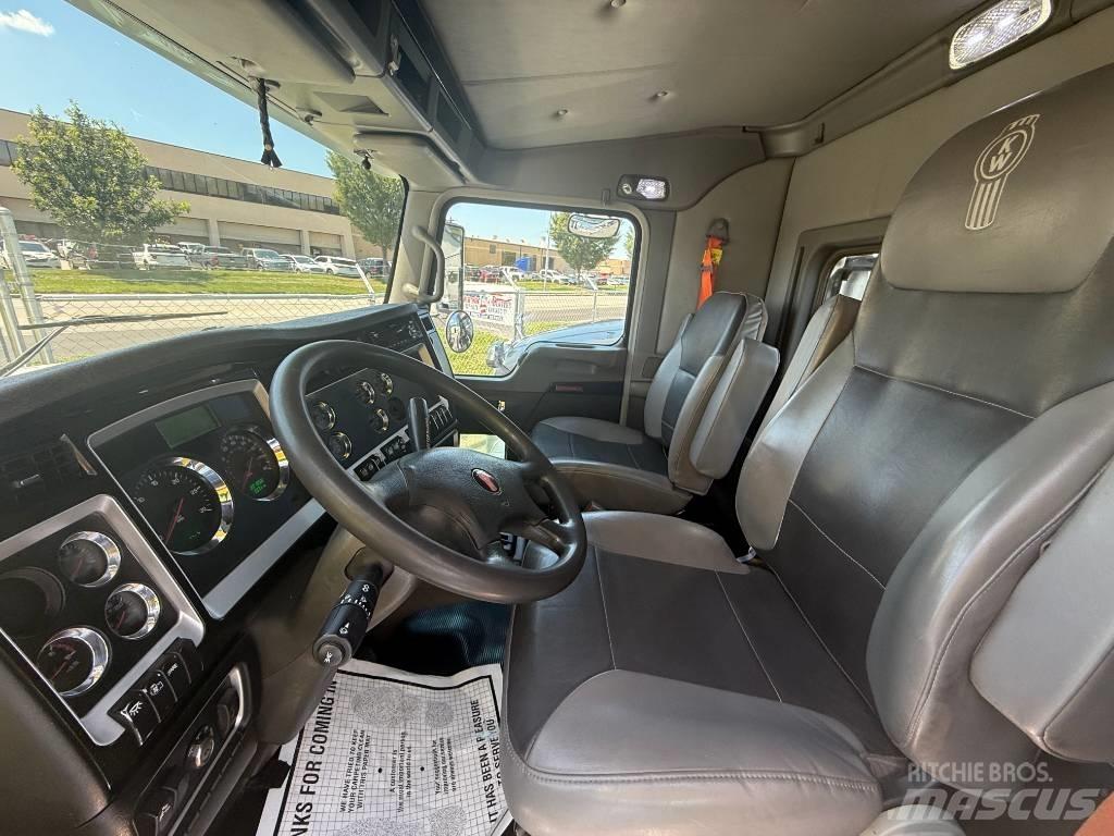 Kenworth T 800 وحدات الجر