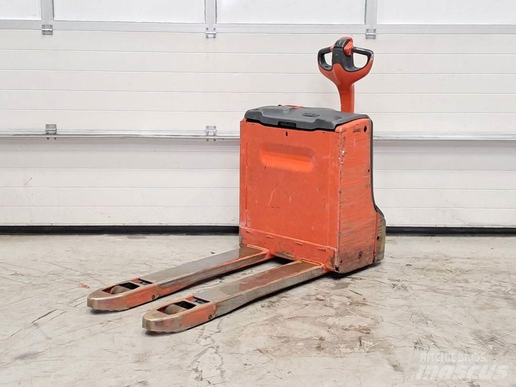 Linde T16 معدات الرفع منخفض المستوى