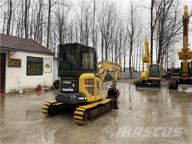 Komatsu PC35MR-2 حفارات زحافة