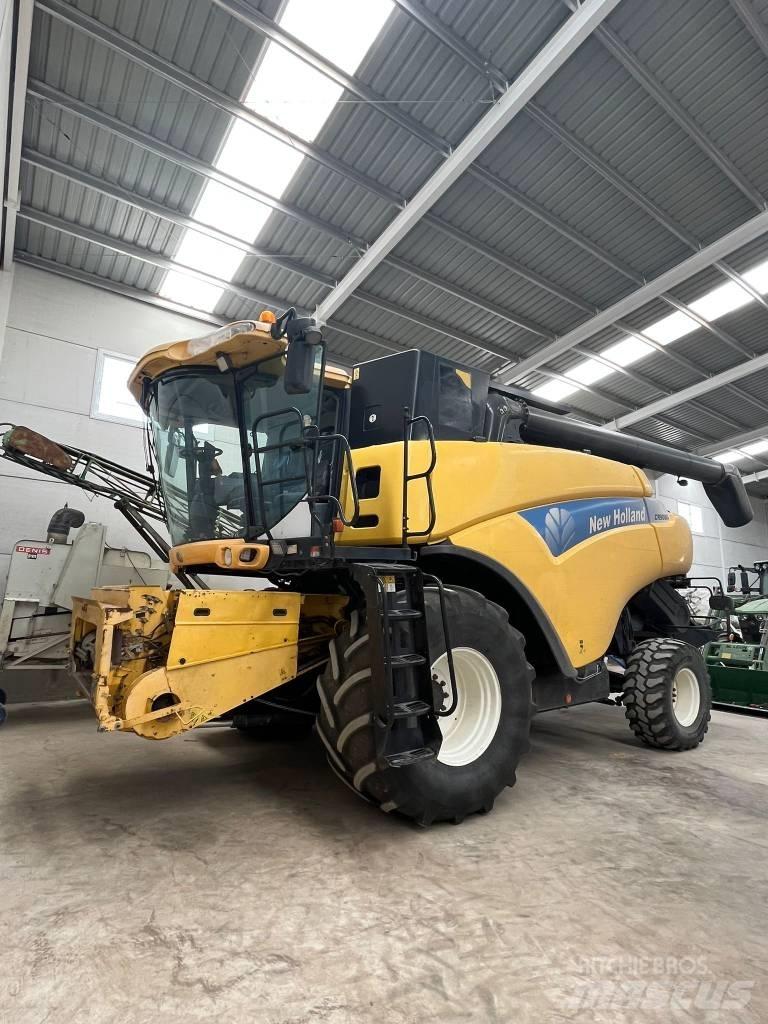 New Holland CR 9080 حصادات