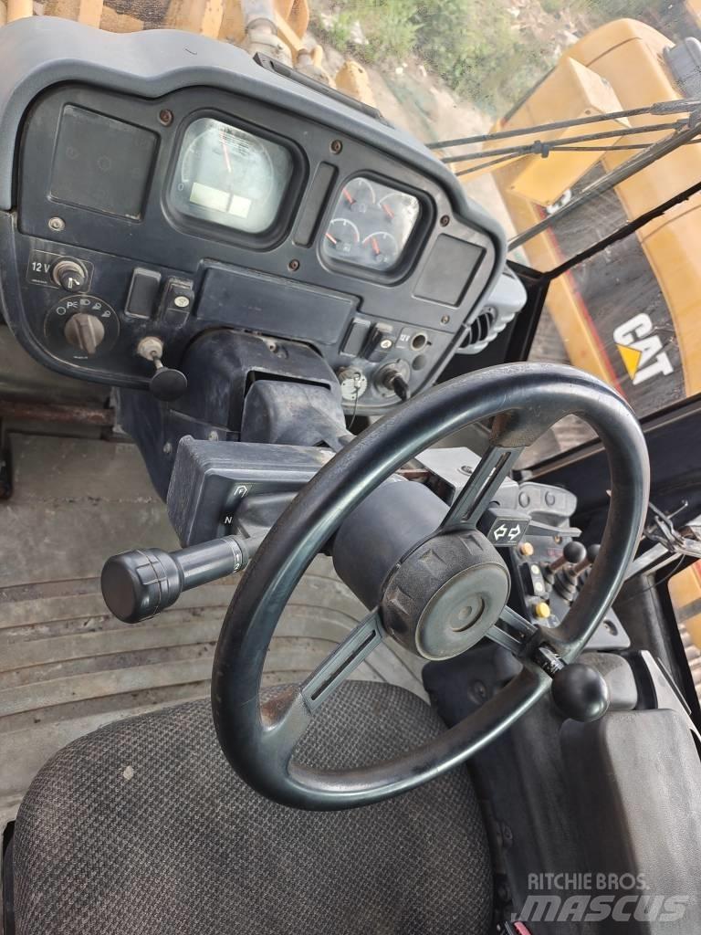 CAT 966 H لوادر بعجل