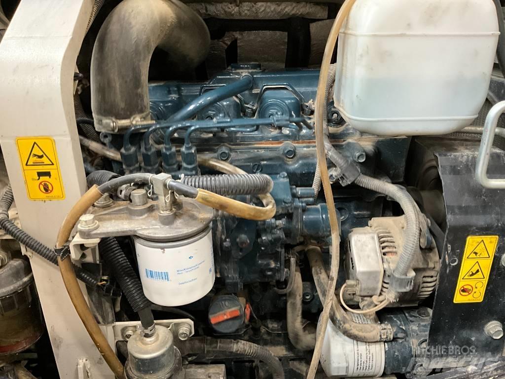 Kubota KX 057-4 حفارات صغيرة أقل من 7 طن (حفارات صغيرة)