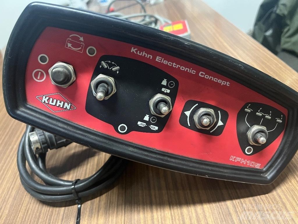 Kuhn FC 813 R جزازات مكيفات