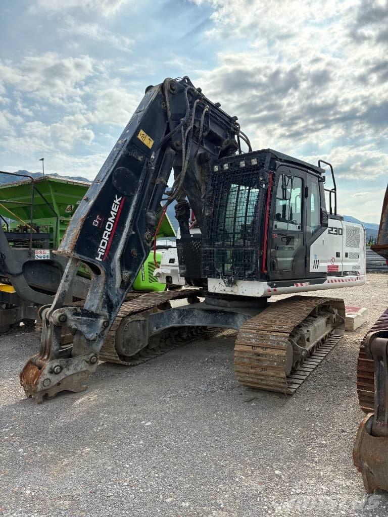 Hidromek 230 LC TX حفارات هدم