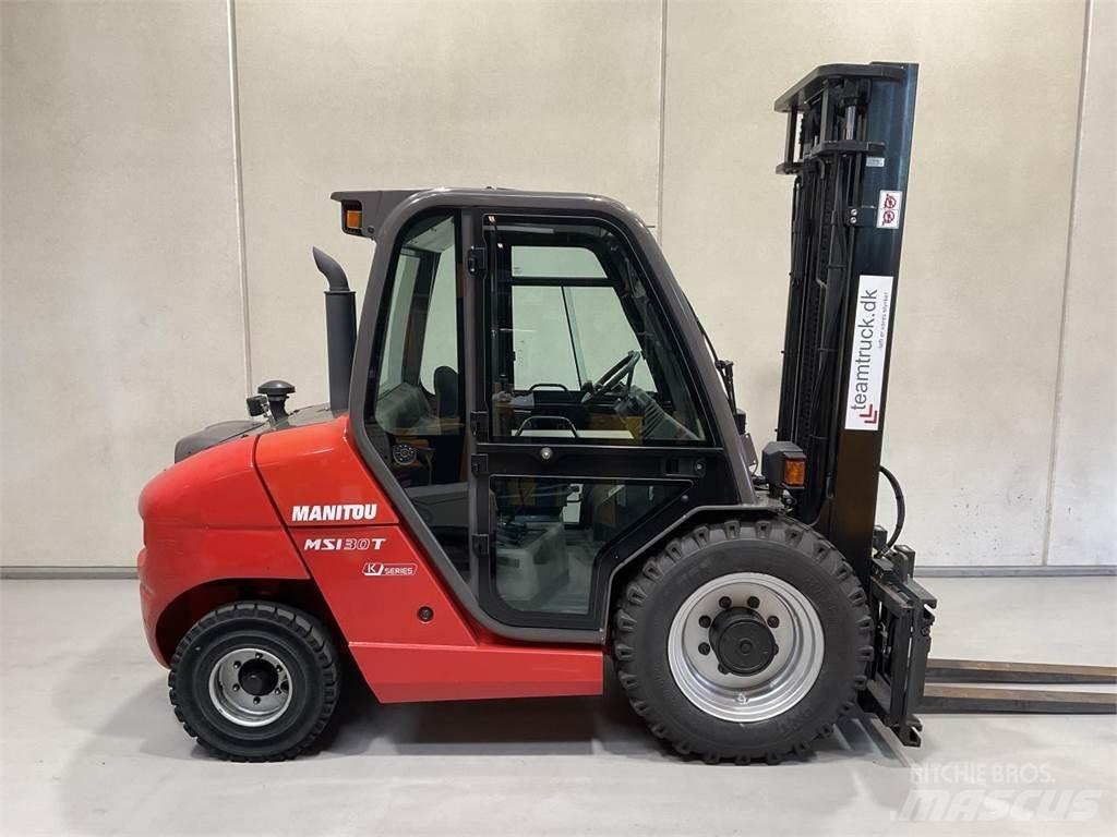 Manitou MSI30T شاحنات الطرق الوعرة