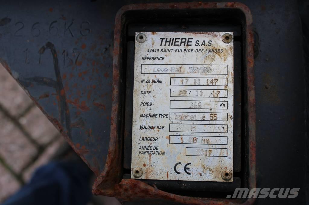 Bobcat E 55 W حفارات بعجل