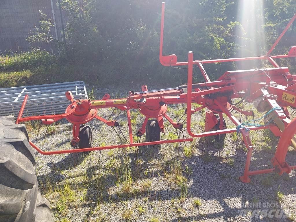 Kuhn GF 5801 MH مكابس وميبسات التبن