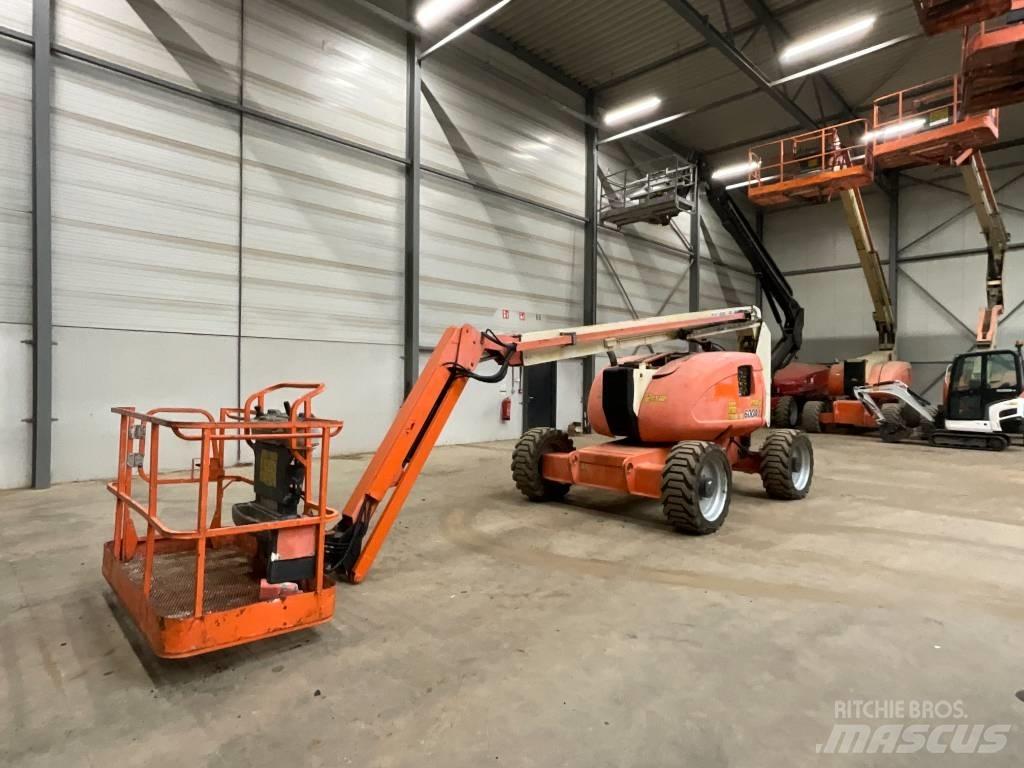 JLG 600 AJ رافعات سلة مفصلية
