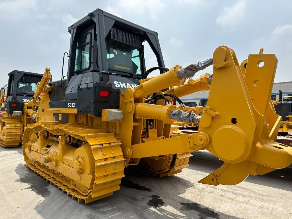 Shantui SD 32 بلدوزرات مجنزرة