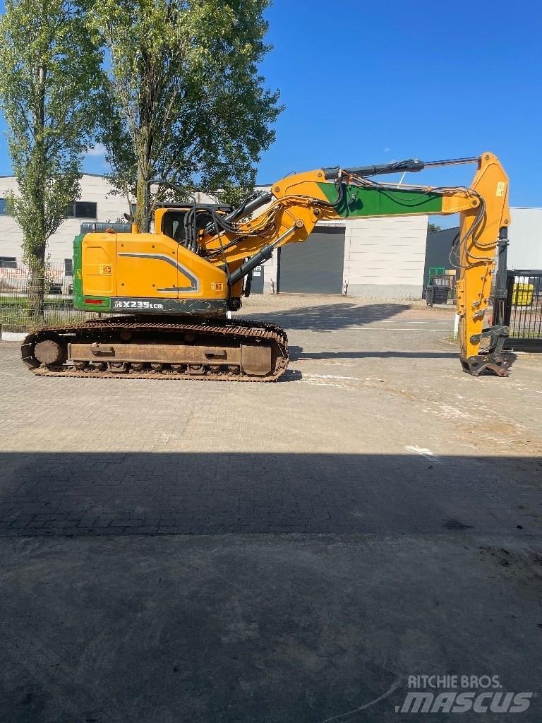 Hyundai HX 235 حفارات زحافة