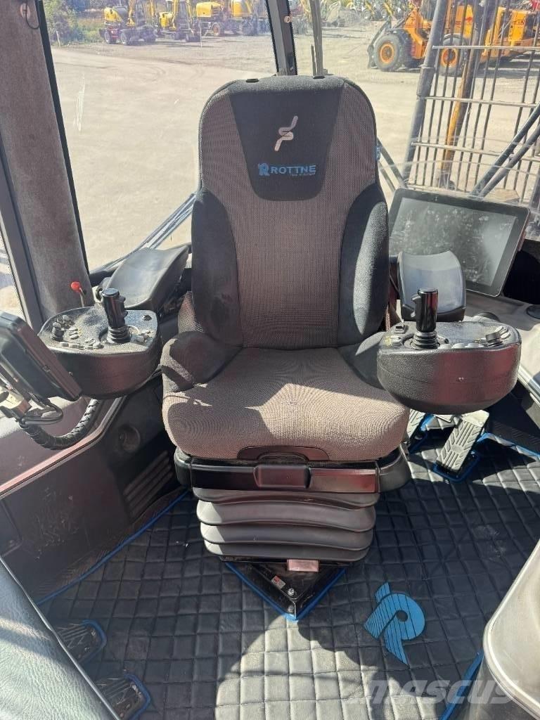Rottne F11D شاحنات
