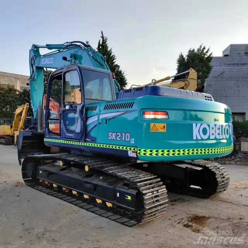 Kobelco 210-8 حفارات زحافة