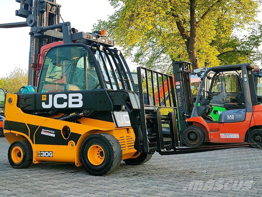 JCB TLT30G شاحنات LPG