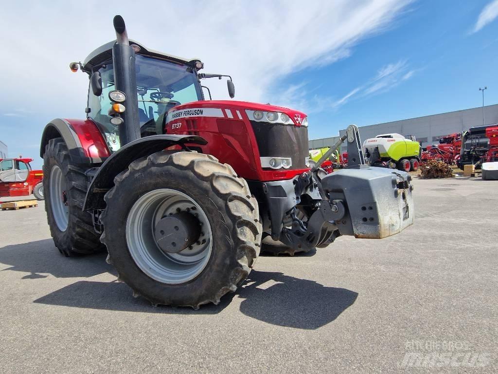 Massey Ferguson 8737 الجرارات