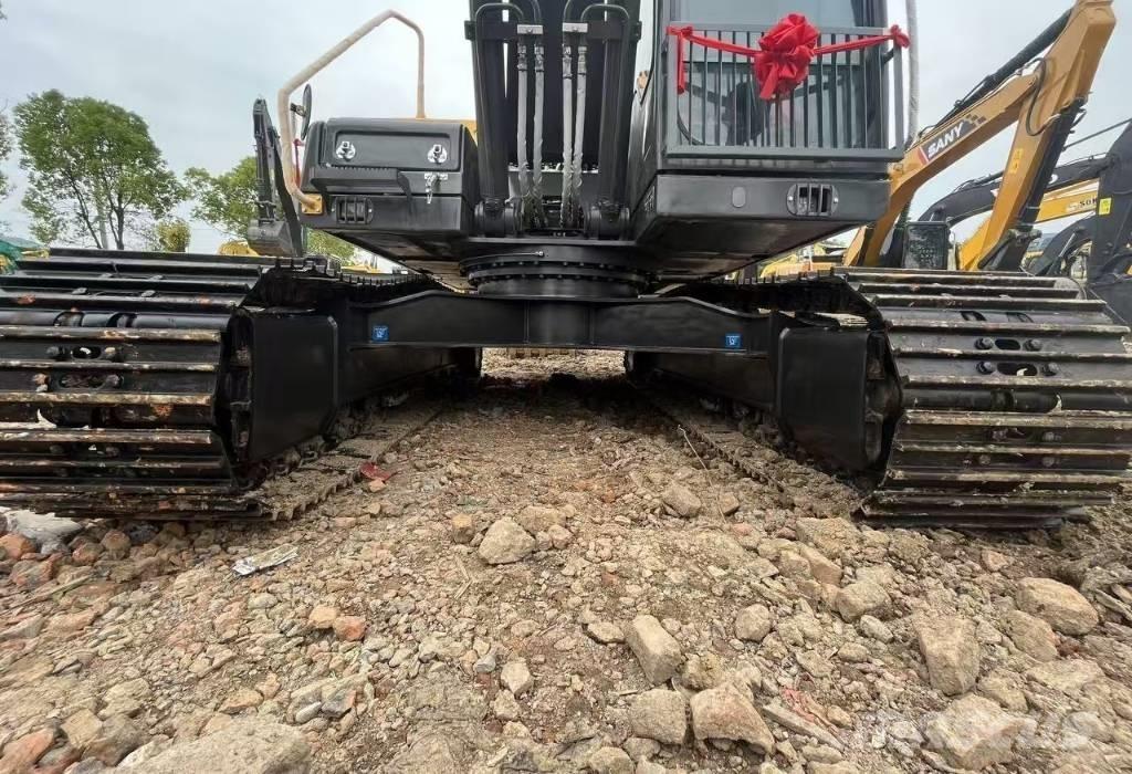 Volvo EC 210 حفارات زحافة