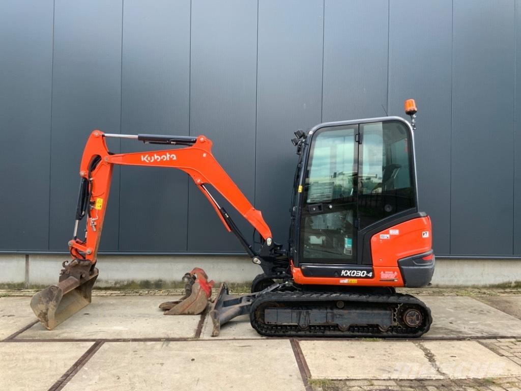 Kubota KX 030-4 حفارات صغيرة أقل من 7 طن (حفارات صغيرة)