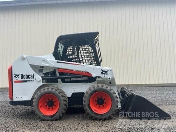 Bobcat S510 لوادر انزلاقية التوجيه