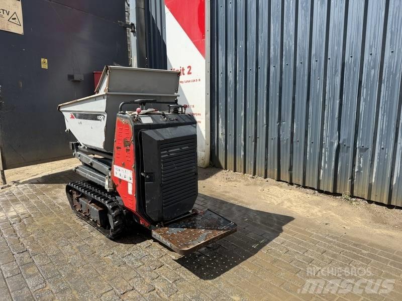 C&F T 70.1 عربات نقل قلابة مجنزرة