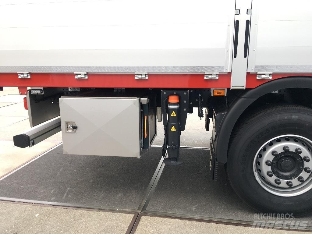 Scania R 500 LB شاحنات الرافعات