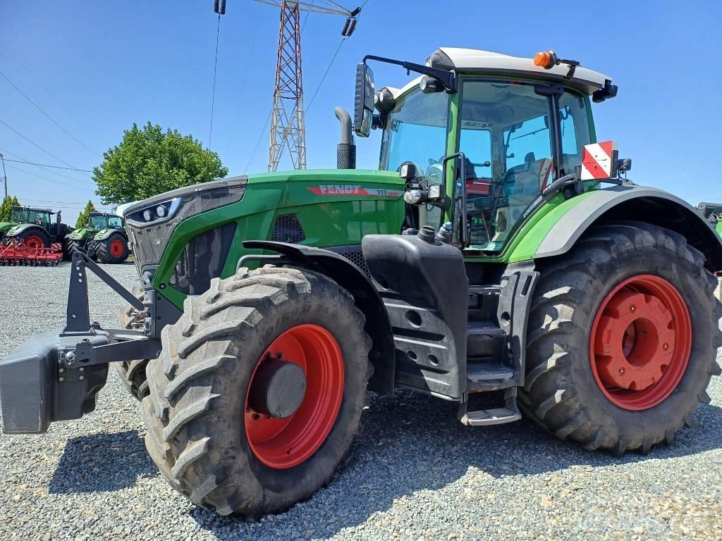 Fendt 933 Vario الجرارات